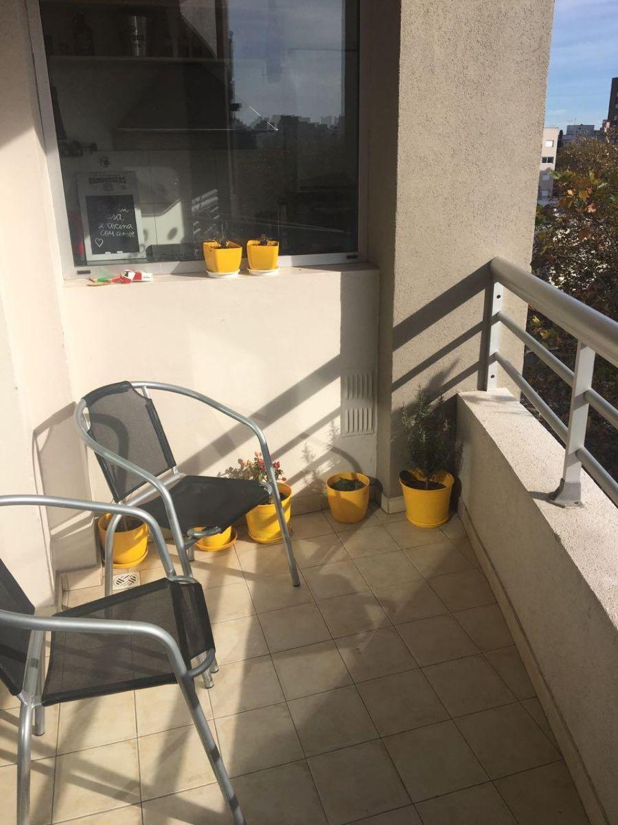 Se alquila hermoso semipiso en calle La Rioja casi Garay, zona plaza mitre
