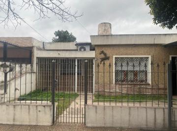 Casa de 7 ambientes, Córdoba · Venta Casa 2 Dorm + Dpto 1 Dorm B° Jose Ignacio Diaz