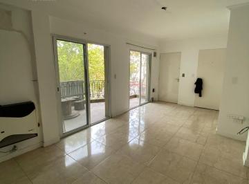Departamento · 60m² · 3 Ambientes · Departamento 3 Ambientes con Balcón Al Frente en Venta/alquiler - San Fernando