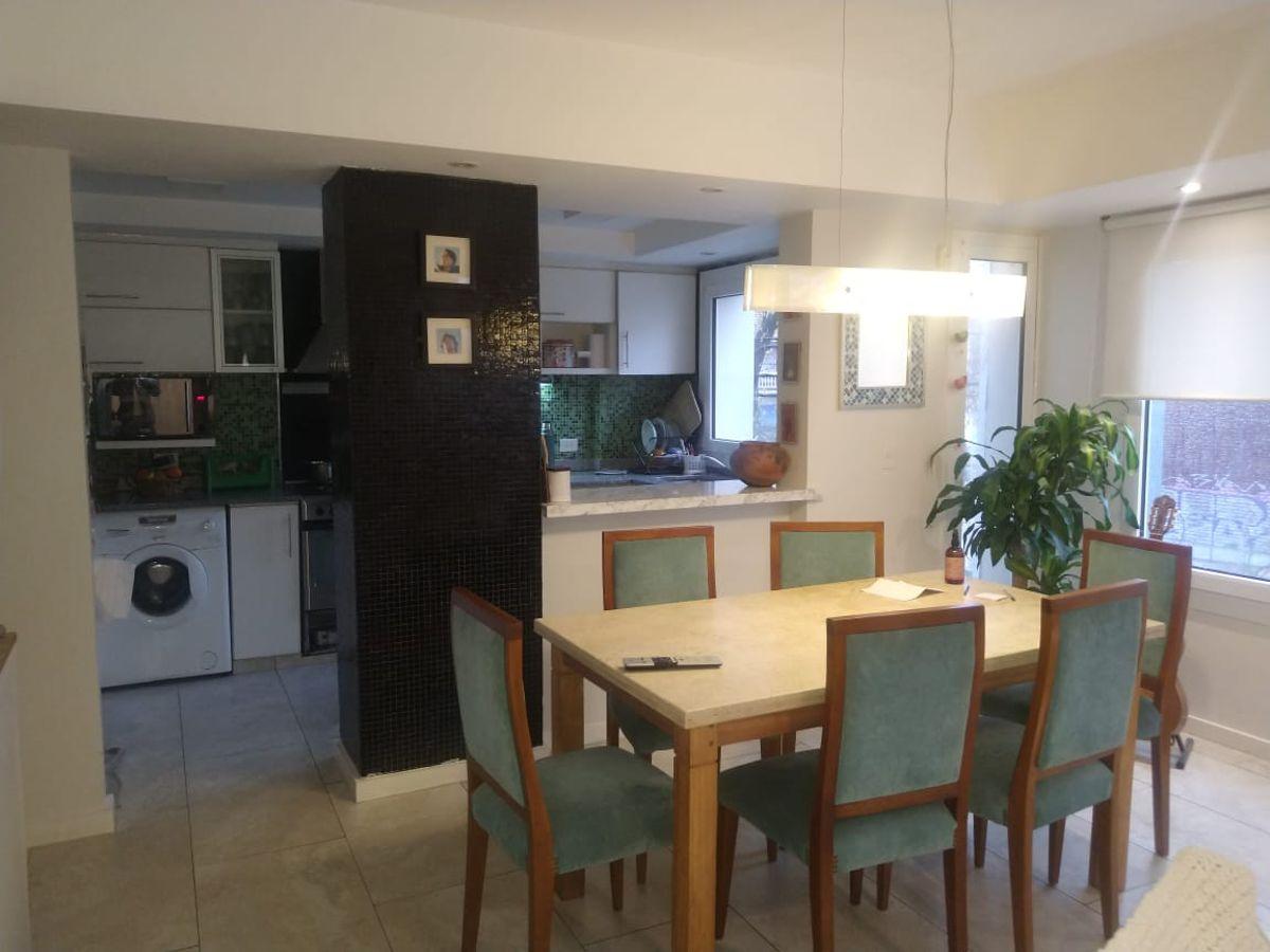 Se alquila Ph en primer piso por escalera, en Barrio San Jose, 4 amb, 110m²