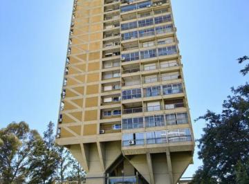 Departamento · 150m² · 5 Ambientes · 1 Cochera · Complejo Alas III - 3 Habitaciones y Cochera en Alberdi