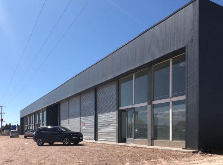 Local comercial · 140m² · 1 Ambiente