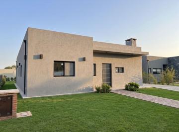 Casa de 4 ambientes, Pilar · Casa a Estrenar de 4 Ambientes en San Ramón, Pilar del Este