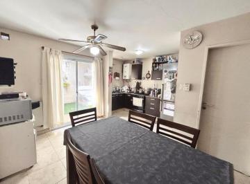 Casa · 89m² · 8 Ambientes · 1 Cochera · Dúplex a La Venta Alto Alberdi 2 Dorm. 2 Baños Apto Crédito!