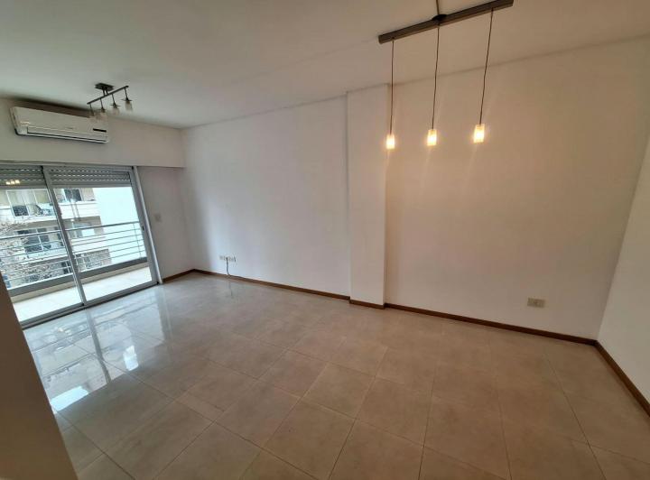 Departamento · 50m² · 2 Ambientes · 1 Cochera