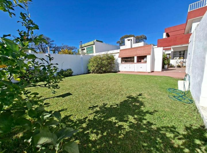 Casa · 247m² · 1 Ambiente