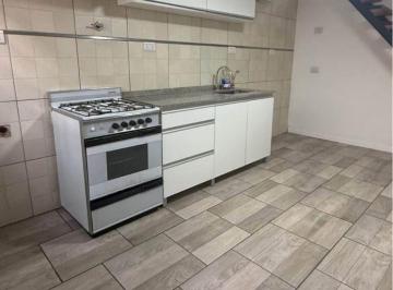 Departamento de 2 ambientes, Morón · Alquiler – Duplex 2 Ambientes en Villa Sarmiento - Sin Expensas