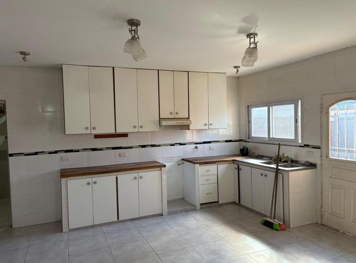 Casa · 65m² · 3 Ambientes · 1 Cochera