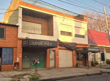 Local comercial de 4 ambientes, Lanús · 2 Locales Comerciales - Casa 4 Amb y Cochera en Block