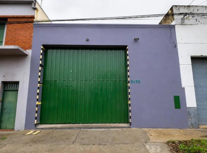 Bodega-Galpón · 245m² · 1 Ambiente