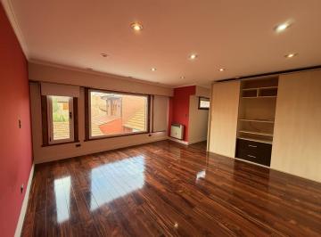 Casa de 5 ambientes, Mar del Plata · Chalet 5 Amb en Venta Cochera Quincho y Patio en Los Pinares