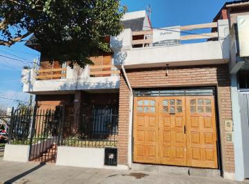 Casa de 5 ambientes, Lomas de Zamora · Casa en Venta