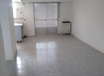 PH · 55m² · 2 Dormitorios · Alquiler PH 3 Ambientes con Terraza