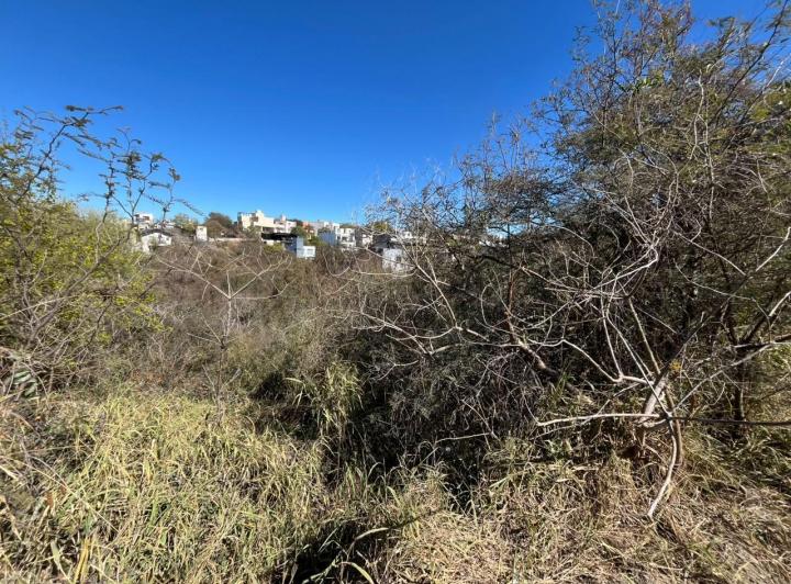 Terreno · 1118m²