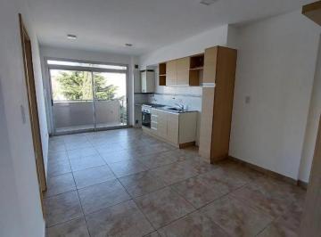 Departamento de 2 ambientes, Quilmes · Departamento con Cochera en Alquiler en Quilmes