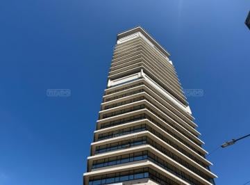 Oficina comercial · 257m² · 1 Cochera · Oficina con Increible Vista! El Piso Mas Alto