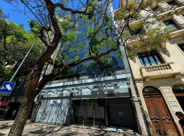 Oficina comercial · 300m² · Alquiler Oficina 300 m² | Vista Abierta Hacia Av 9 de Julio