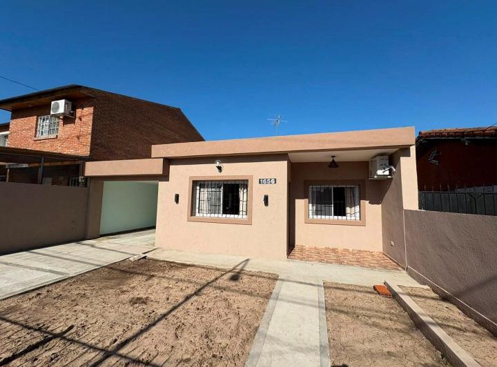 Casa · 100m² · 4 Ambientes
