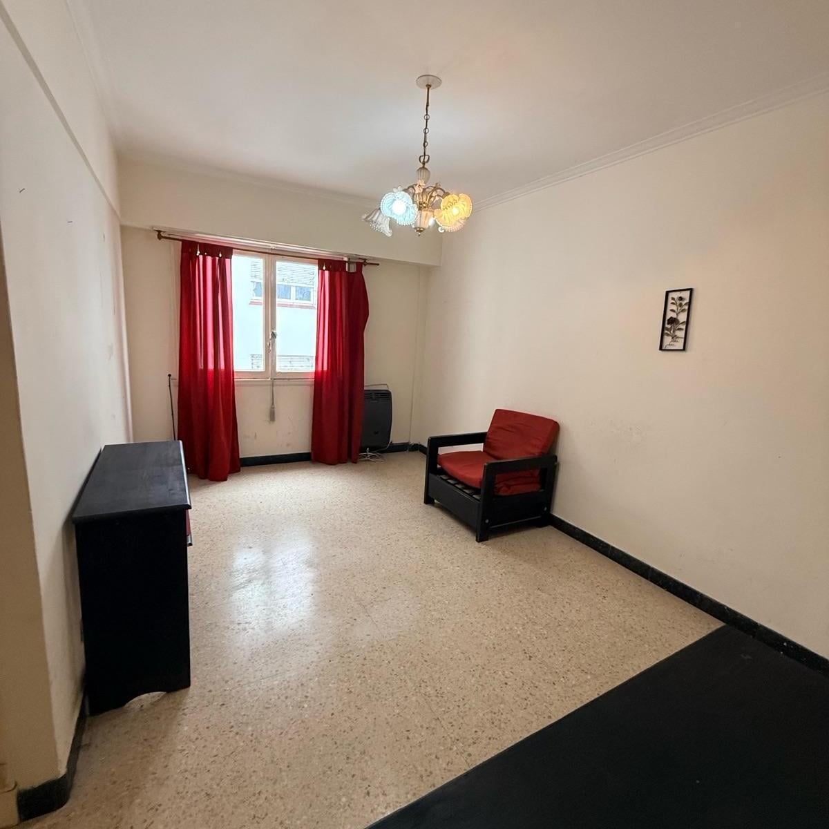 Departamento 2 ambientes amplios en venta