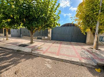 Casa · 334m² · 5 Ambientes · Casa en Venta