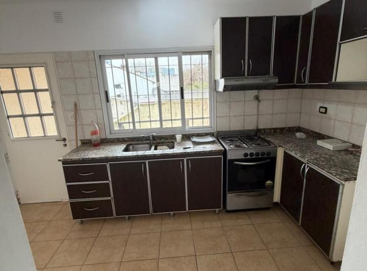 Oficina comercial · 160m² · 4 Ambientes · 1 Cochera
