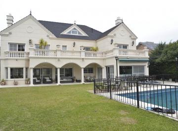 Casa · 410m² · 6 Ambientes · 4 Cocheras · Venta Casa con Jardín, Piscina y Parrilla en Club de Campo Hacoaj, Tigre