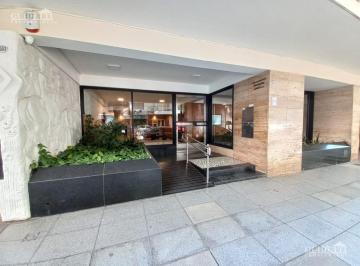 Departamento · 54m² · 3 Ambientes · Venta Departamento 3 Ambientes a Reciclar en Colegiales