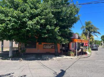Local comercial · 403m² · 1 Ambiente · Tres Locales en Esquina
