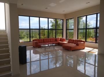 Casa · 447m² · 5 Ambientes · 4 Cocheras · Casa en Venta de 5 Dorm. en La Arbolada Hollywood