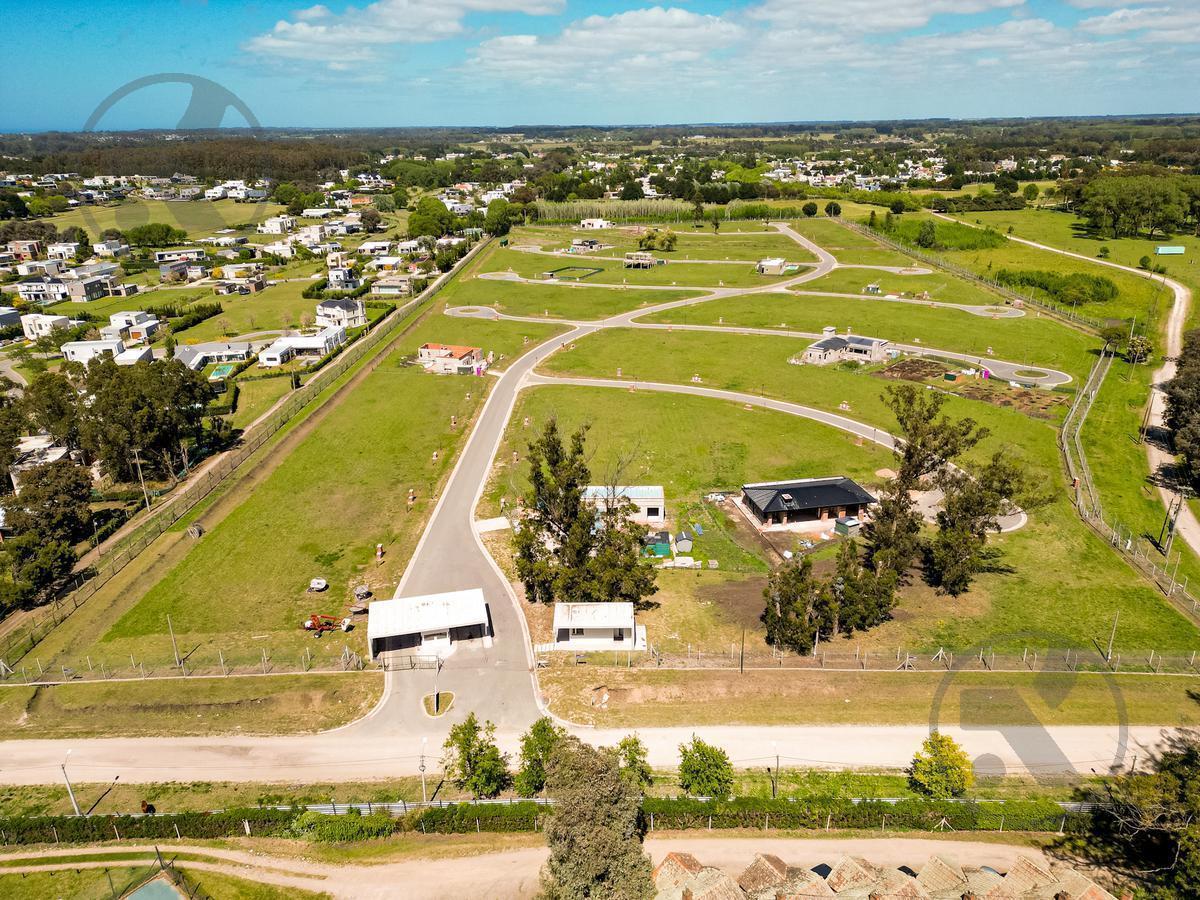 Excelente Lote en Barrio Privado Arenas Chico de 630m²