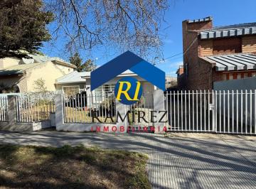 Casa · 300m² · 3 Dormitorios · Casa en Venta - Barrio Jardin - Orkeke Nº491 - Rio Gallegos - Santa Cruz