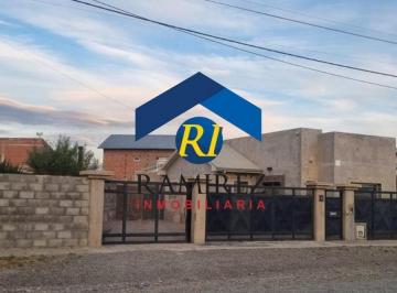 Casa · 307m² · 2 Dormitorios · Casa en Venta - N°1.942 - Rio Gallegos - Santa Cruz