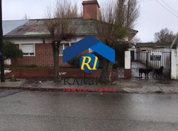 Casa · 468m² · 3 Dormitorios · Casa en Venta - Santa Cruz - Rio Gallegos - General Mosconi Nº1.135