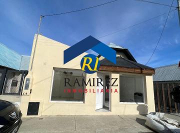 Casa · 150m² · 4 Dormitorios · Casa en Venta - Santa Cruz - Rio Gallegos - Barrio 122 Viviendas - Pasaje Cerneaz Nº682
