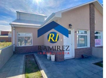 Casa · 187m² · 3 Dormitorios · Casa en Venta - Santa Cruz - Rio Gallegos - Barrio Jardin - Juan Echeverria Nº144