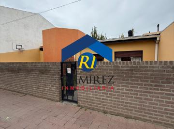 Casa · 468m² · 3 Dormitorios · Casa en Venta - Santa Cruz - Rio Gallegos - Barrio Centro - Av Jose de San Martin Nº1.180