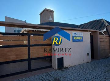 Casa · 281m² · 4 Dormitorios · Casa en Venta - Santa Cruz - Rio Gallegos - Pascual Perez Nº1.227