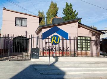 Casa · 275m² · Casa en Venta - Santa Cruz - Rio Gallegos - Rio Turbio Nº258
