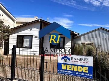 Casa · 163m² · Casa en Venta - Santa Cruz - Rio Gallegos - Francisco Ramirez N°1.139