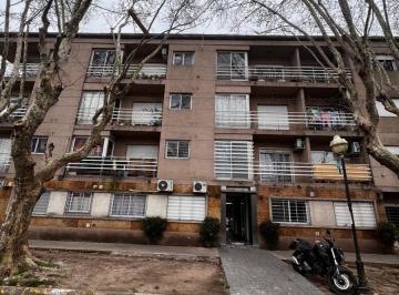 Departamento de 2 ambientes, Lomas de Zamora · Departamento 2 Amb. en Alquiler Ubicado en Lomas de Zamora Este a 4 Cuadras de La Estación.