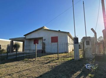 Casa · 180m² · 10 Ambientes · 2 Cocheras · 2 Casas en Venta Parador de Tanti