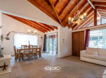 Casa · 150m² · 5 Ambientes · 1 Cochera · Casa 5 Amb en Venta en Pinamar a Pasos del Mar