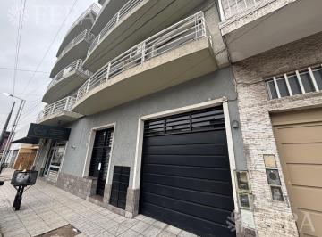 Departamento · 32m² · 2 Ambientes · 1 Cochera · Alquiler Departamento 2 Ambientes en Wilde