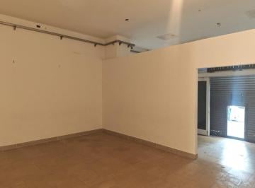 Local comercial · 300m² · 5 Ambientes · Alquiler. Local/ Oficina/ Depósito. 380 m². Yerbal y Artigas
