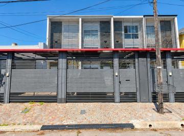 1 · Venta Triplex 5 Ambientes en Florida Mitre