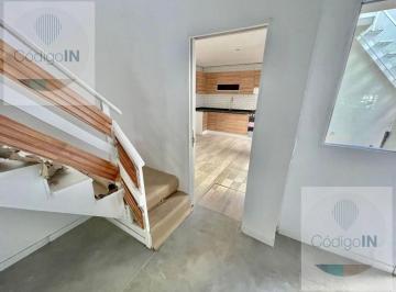 Casa · 125m² · 3 Ambientes · Oportunidad Casa Lote Propio con Terraza, Patio y Balcón. Colegiales