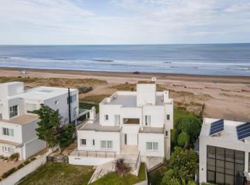Casa · 379m² · 7 Ambientes · 1 Cochera · Casa en Alquiler Pinamar Norte