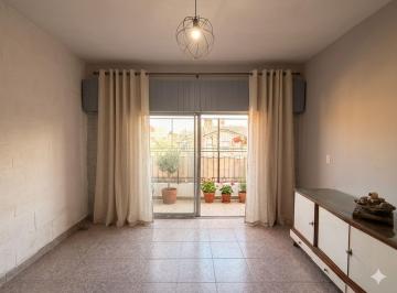 PH · 85m² · 4 Ambientes · Venta PH 4 Ambientes en Villa Adelina.