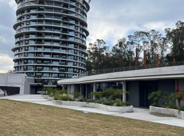 Departamento · 74m² · 3 Ambientes · 1 Cochera · Apartamento de Dos Dorm. en Venta en Parque Roosevelt - 701
