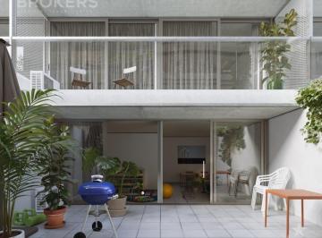 Departamento · 84m² · 4 Ambientes · 1 Cochera · Venta Apartamento Dúplex Tres Dorm. en Barrio Sur - 104